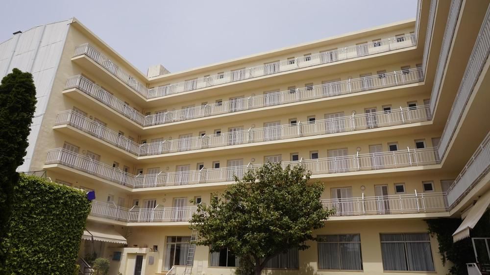Hotel Checkin Pineda Pineda De Mar Exterior foto